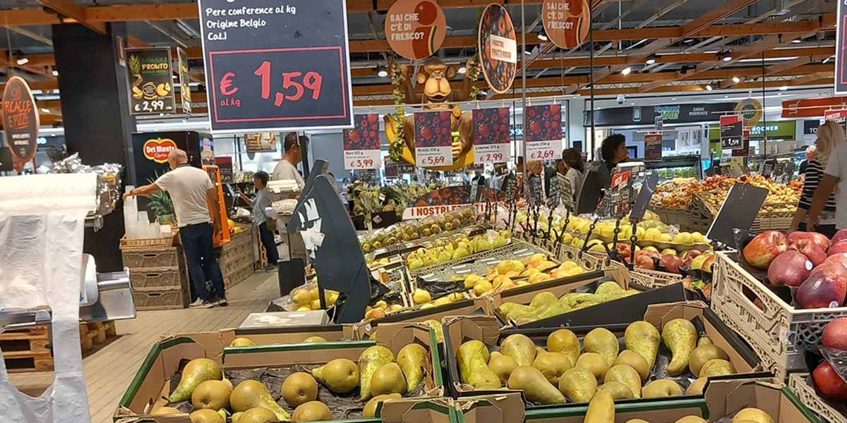 Roulette dei prezzi per le pere: da 1,59 a 4,99 euro al kg 